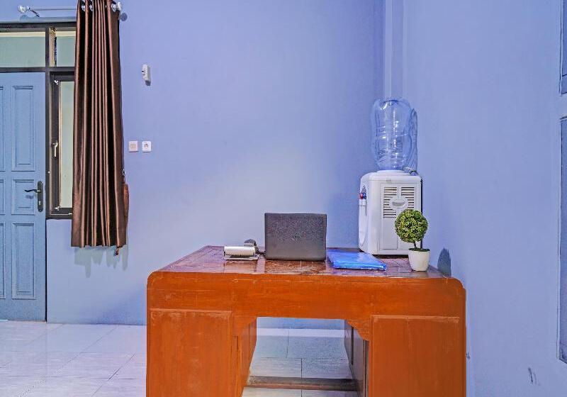 호텔 Oyo 91592 Aaliya Guest House Syariah