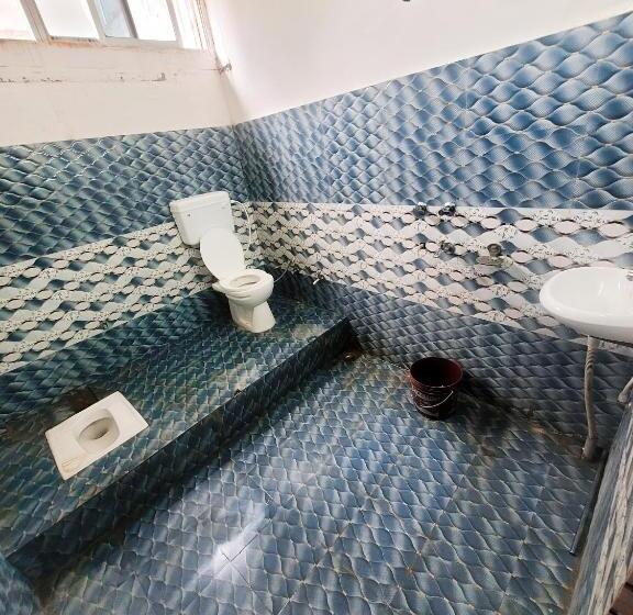 ホテル Parinee Vatika