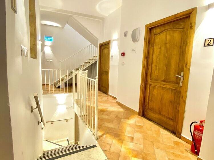 בית מלון כפרי Petrakis Inn