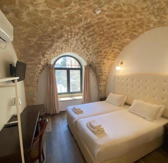 בית מלון כפרי Petrakis Inn