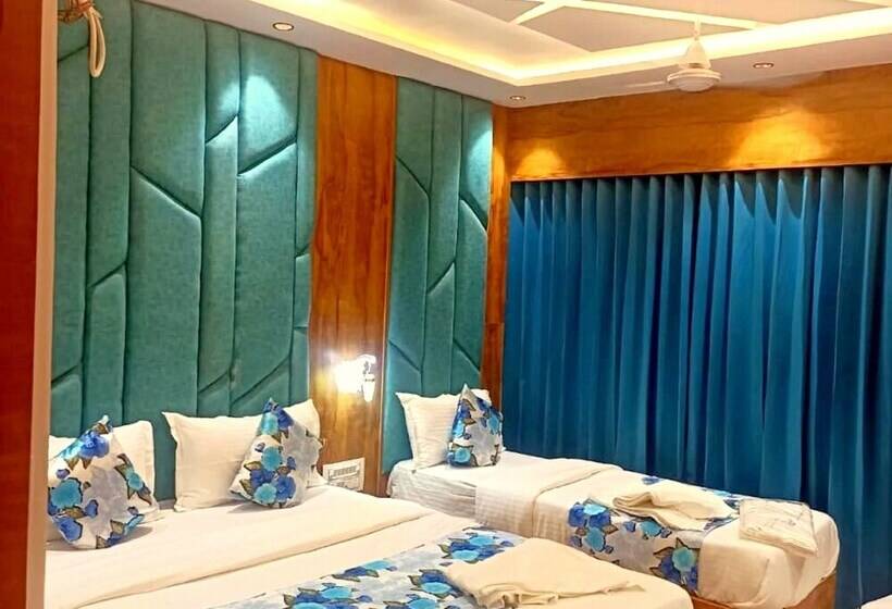 Отель Pride Villa