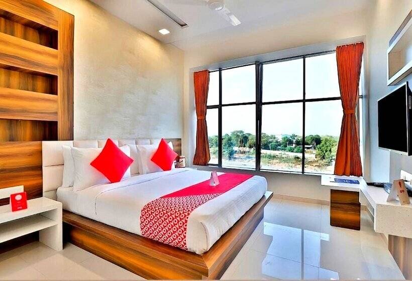 Отель Pride Villa