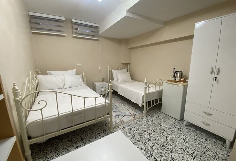 هتل çırağan S Omnia