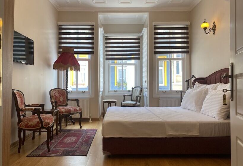 هتل çırağan S Omnia