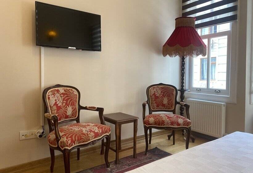 هتل çırağan S Omnia