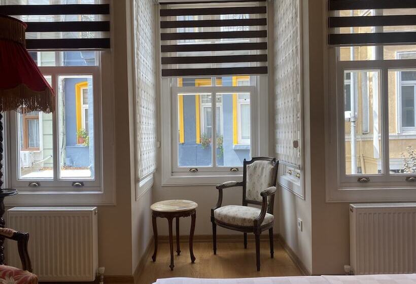 هتل çırağan S Omnia