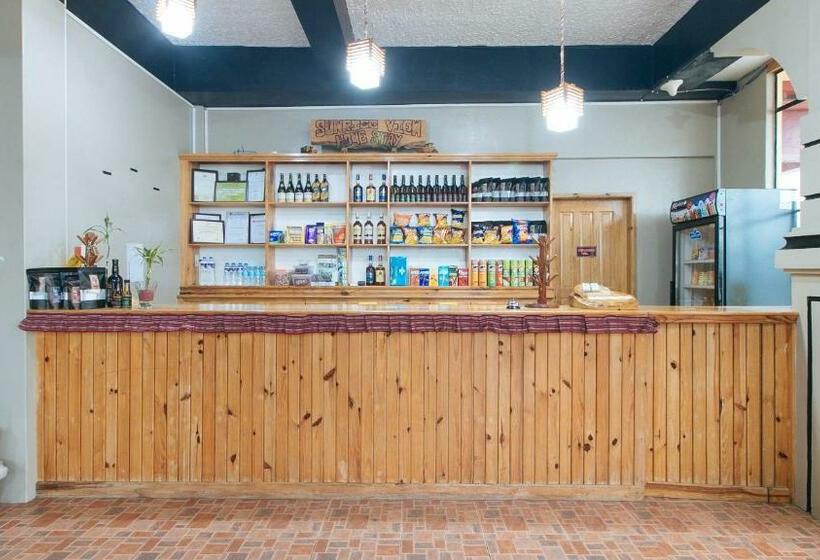 Отель Reddoorz @ Sagada Sunrise View Homestay