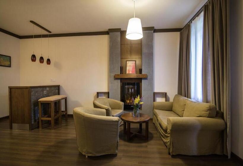 هتل Sochut Resort Stepanavan