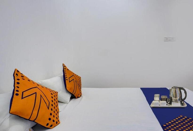 Spot On Hotel Landmark 3