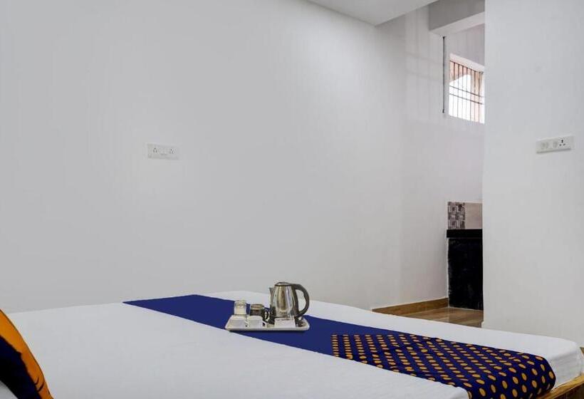 Spot On Hotel Landmark 3