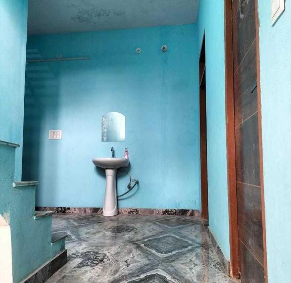 호텔 Spot On 92939 Vs White House