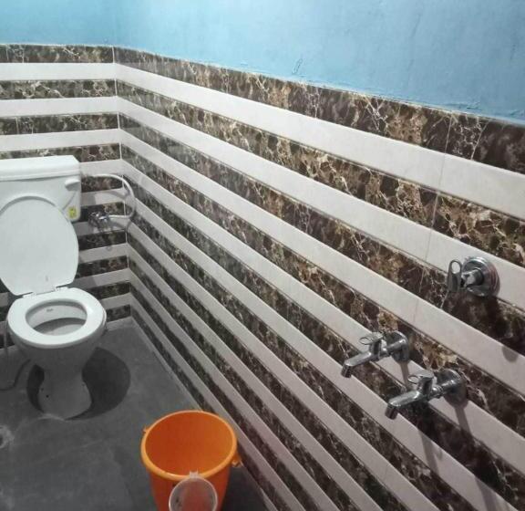 호텔 Spot On 92939 Vs White House