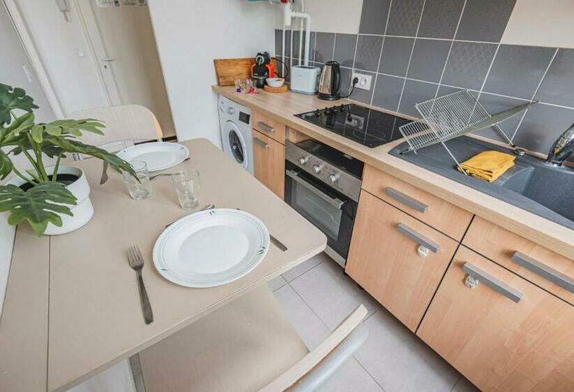 Joli Studiole Clair Logis Gare Centre Petit Déjeuner Possible