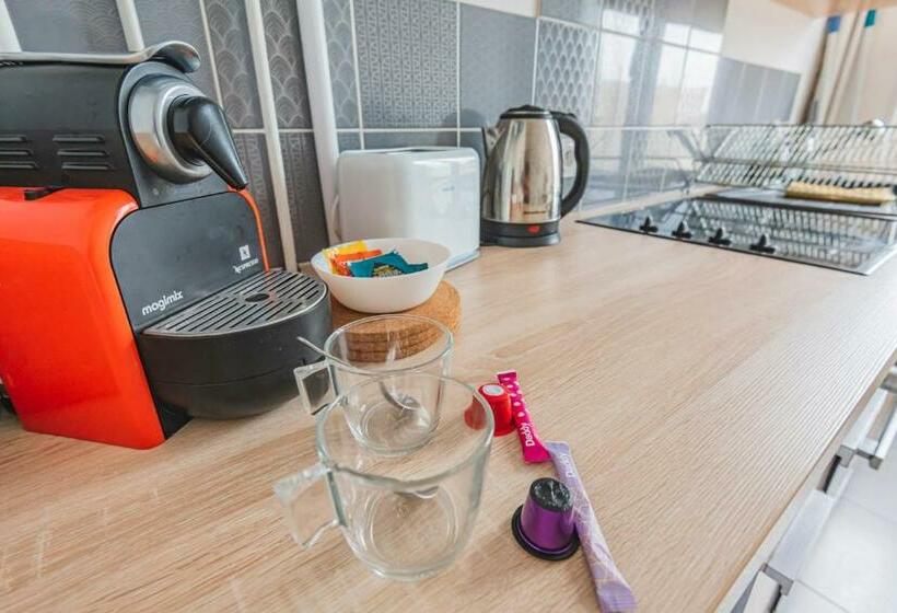 Joli Studiole Clair Logis Gare Centre Petit Déjeuner Possible