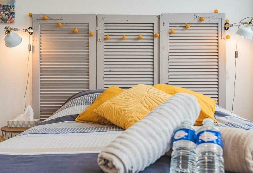 Joli Studiole Clair Logis Gare Centre Petit Déjeuner Possible