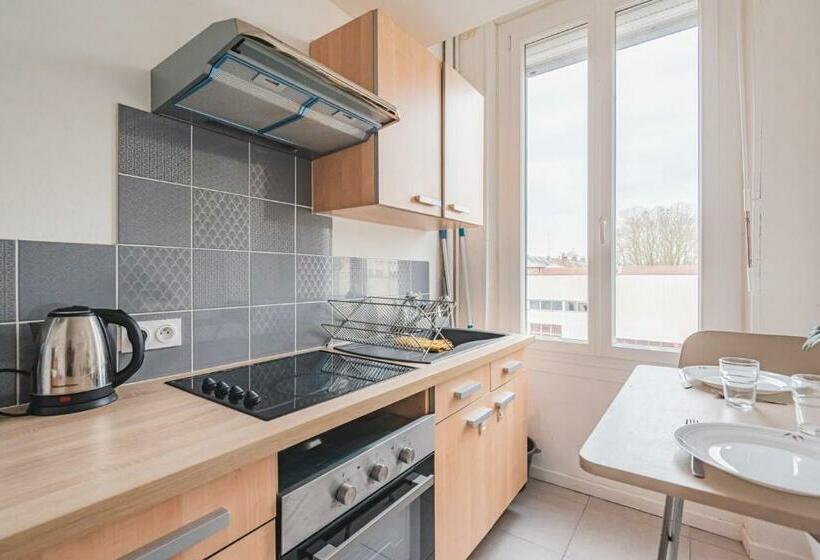 Joli Studiole Clair Logis Gare Centre Petit Déjeuner Possible