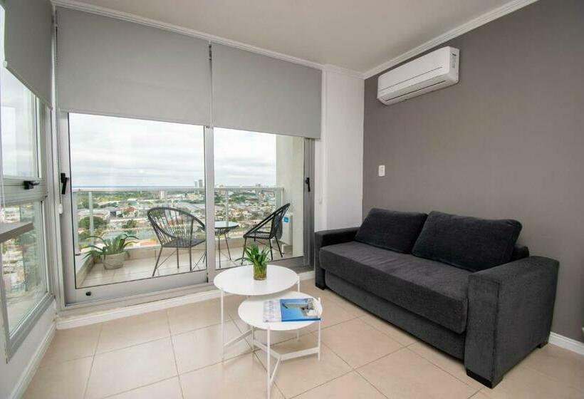 Moderno Y Luminoso Departamento Sobre Boulevard