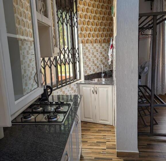 Oslo Gardens Bed & Breakfast