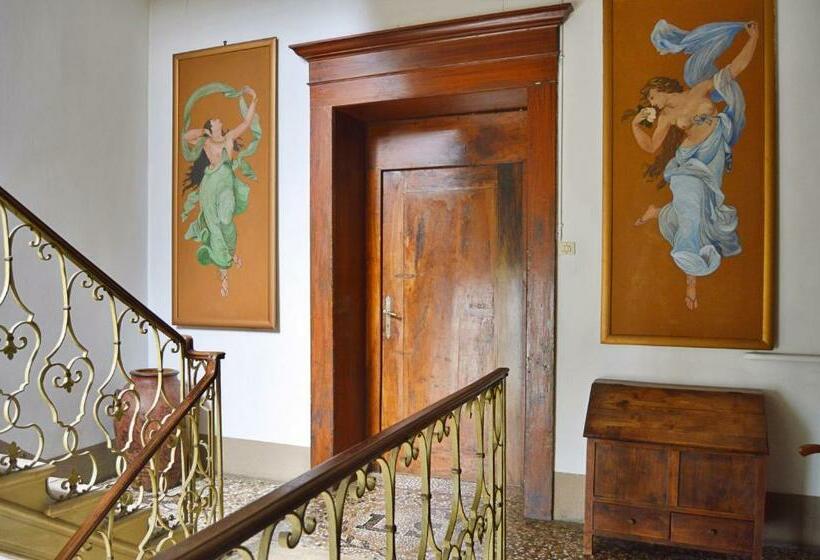 Palazzetto Scodellari