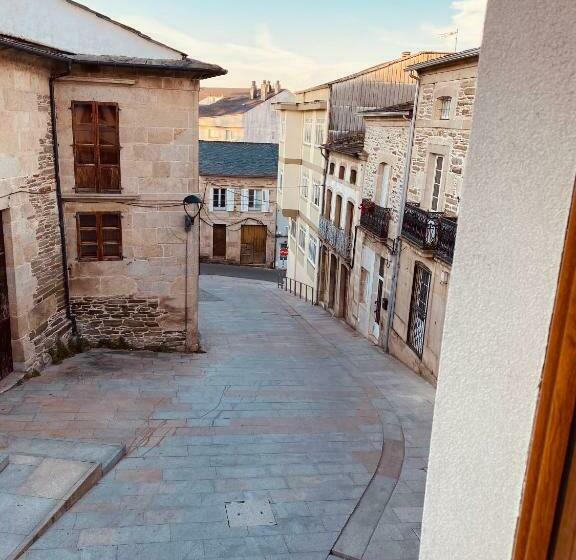 פנסיון Albergue Y Gelateria Il Nonno