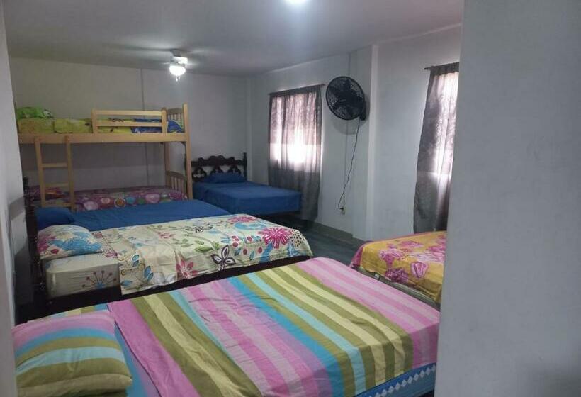 بنسيون Habitaciones Grupales