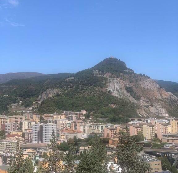 The Lookout Apartment