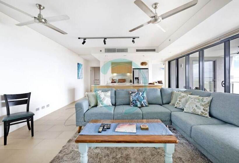 Sea Pearl Apartment At Waterfront