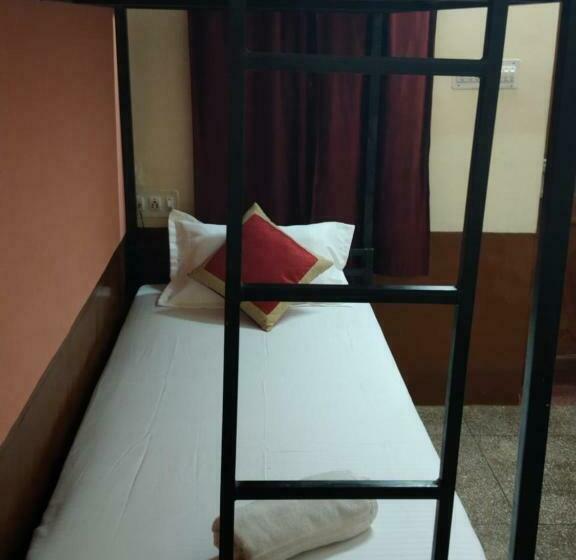 הוסטל Desert Prince