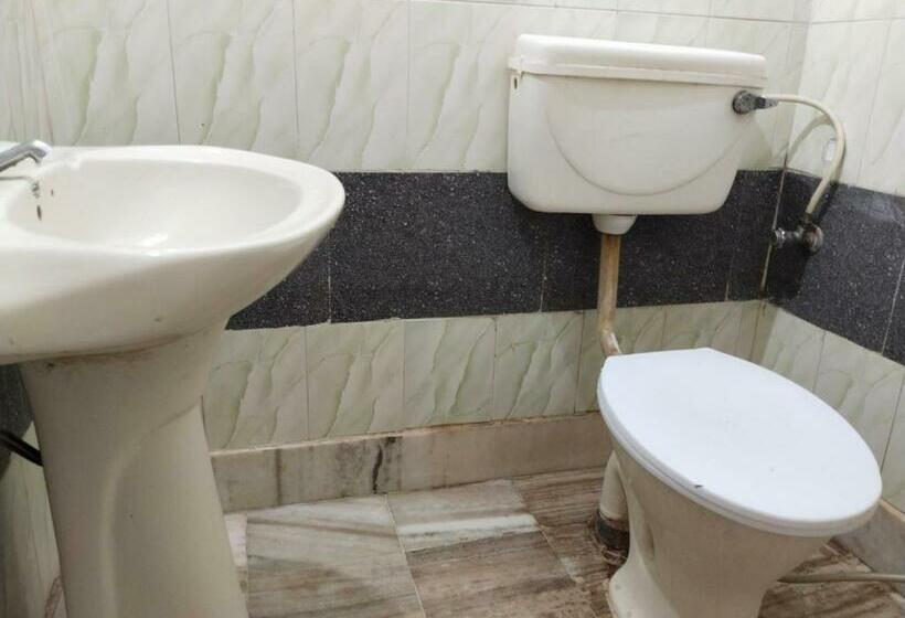 הוסטל Desert Prince