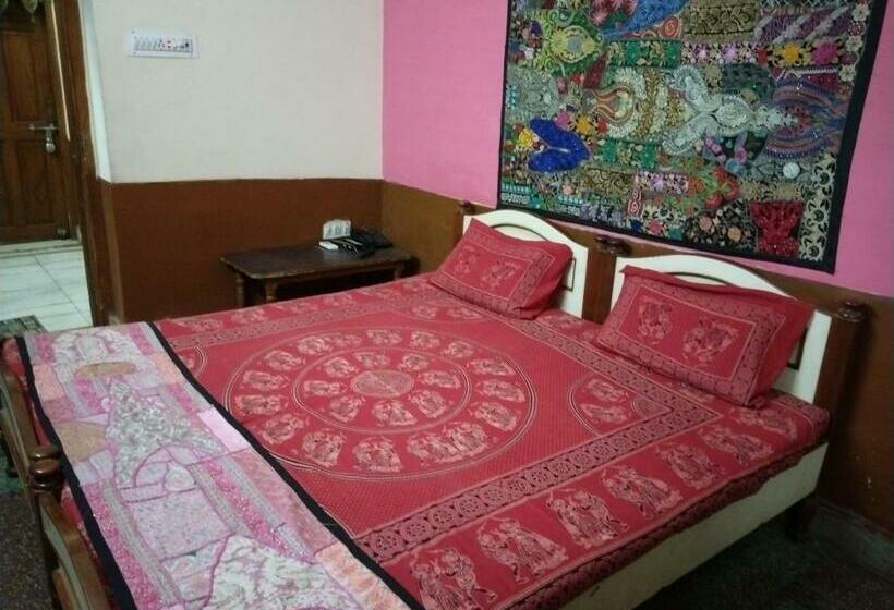 הוסטל Desert Prince