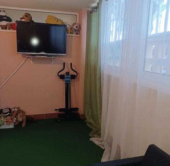 Apartament Cu 3 Camere In Roquetas De Mar