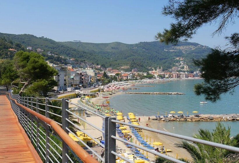 Cosy Loft 500m From Sea