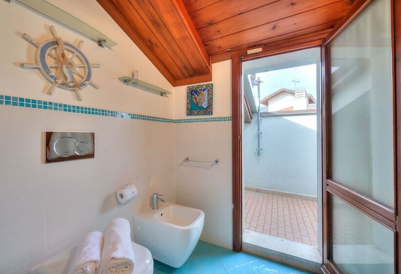 Cosy Loft 500m From Sea