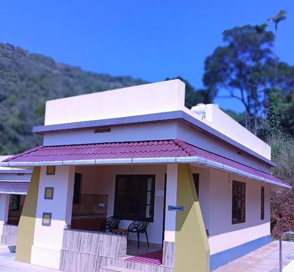 Forest And River Edge Resort