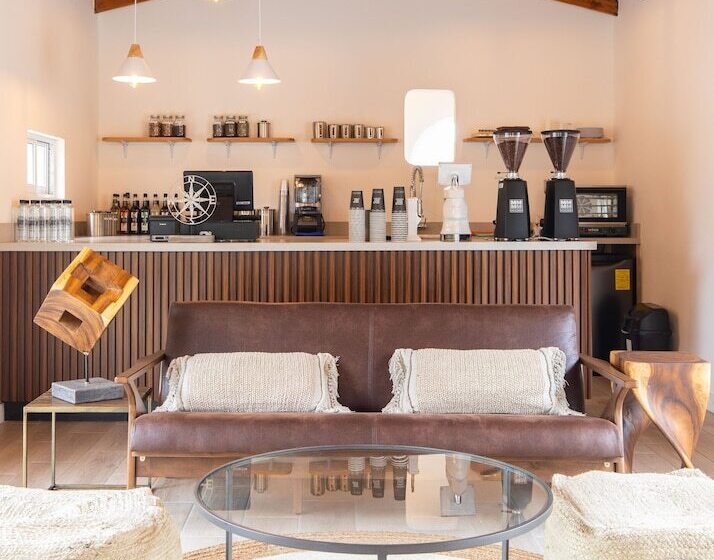 בית מלון כפרי Beach House By Eazy