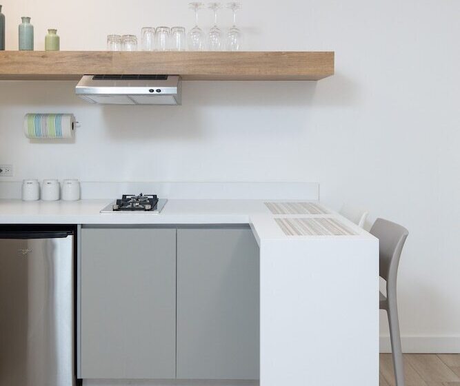 בית מלון כפרי Beach House By Eazy