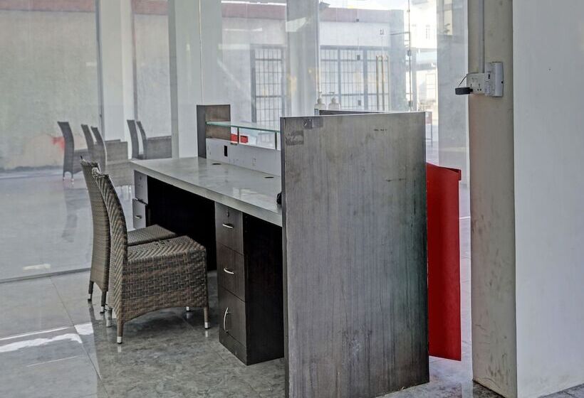 فندق Collection O 91586 Green House Tiban