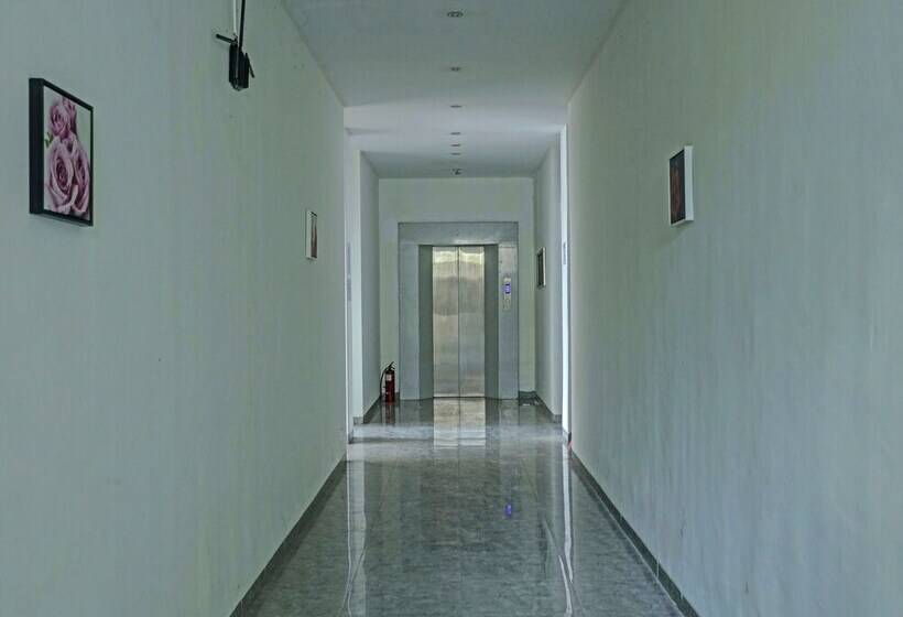 فندق Collection O 91586 Green House Tiban