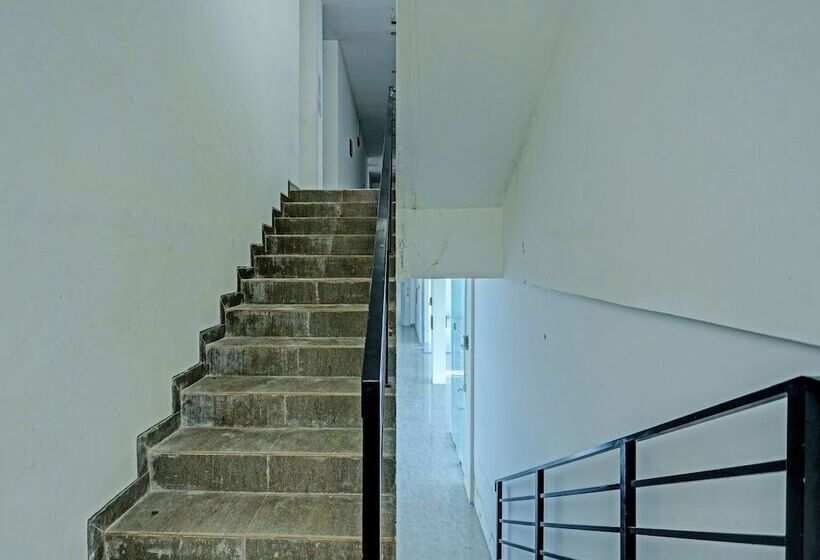 فندق Collection O 91586 Green House Tiban