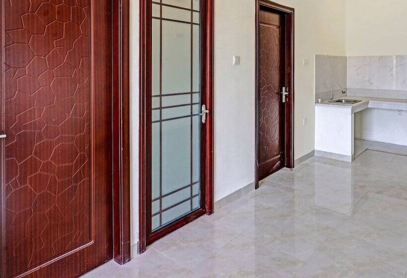 فندق Collection O 91586 Green House Tiban