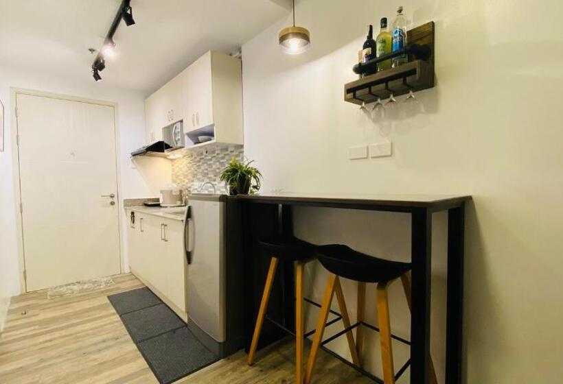 Hotel Cool Suite By Aki At Smdc Wind Residences Tagaytay