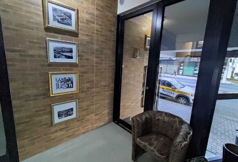 هتل کپسول Avenida Hotel De Resende