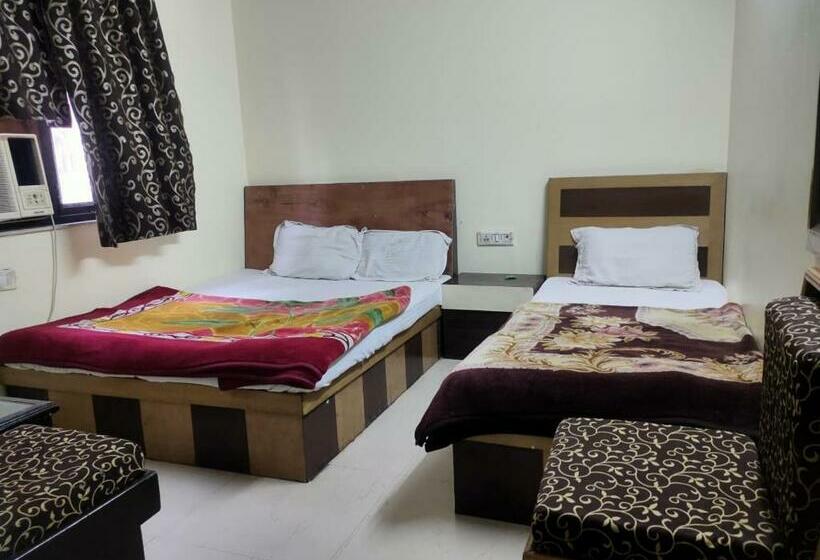 酒店 New Ashoka By Wb Inn