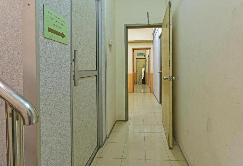 فندق Oyo 90593  Bajet Gaya Warisan