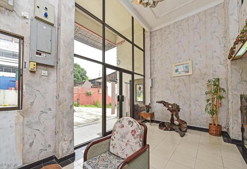 酒店 Oyo 90599 Villa De Rose