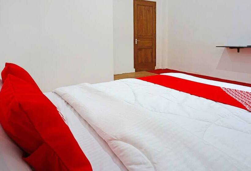 Отель Oyo 91571  Ss Bukit Cemara Syariah