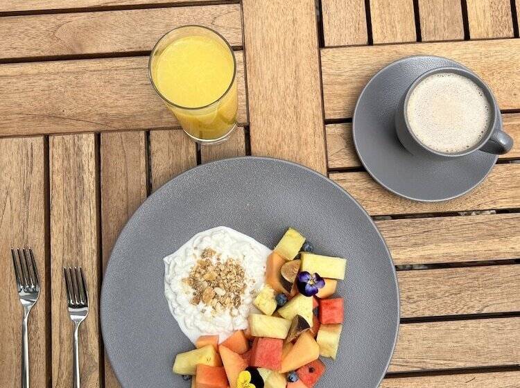 Отель Patio Santiago