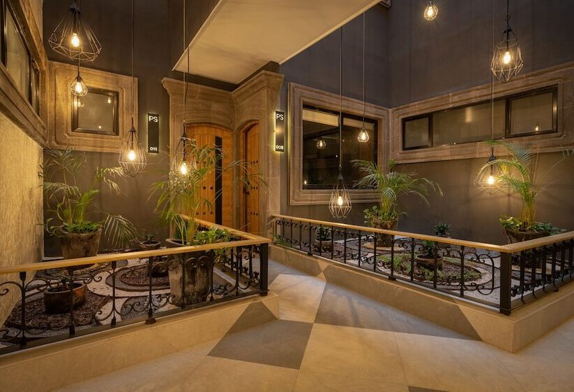 Отель Patio Santiago