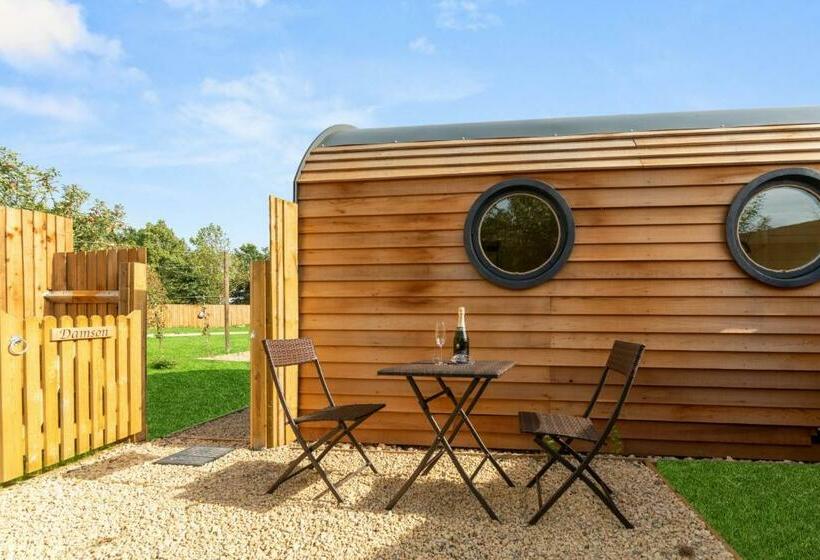 Laburnum Farm Estate