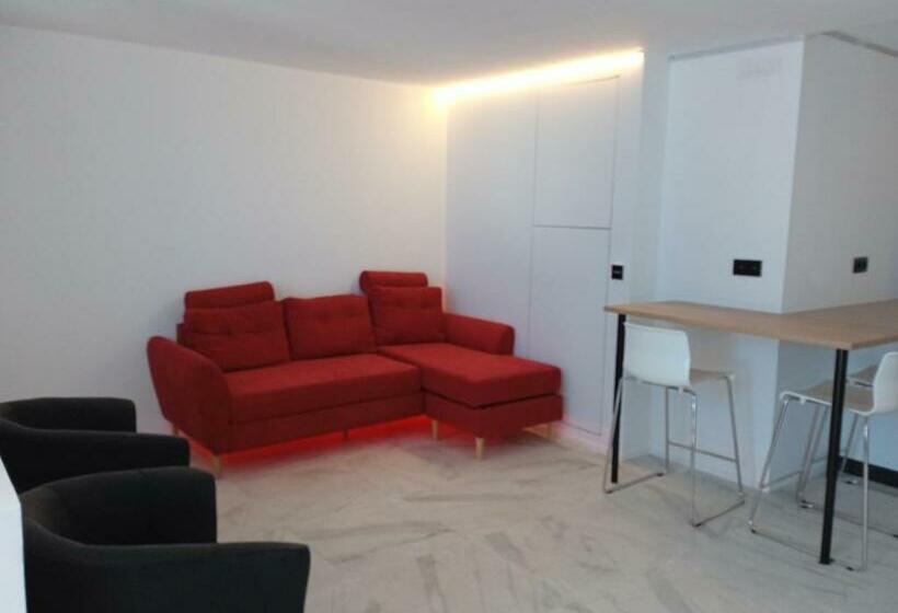 Luxe Appartement Met Home Cinema